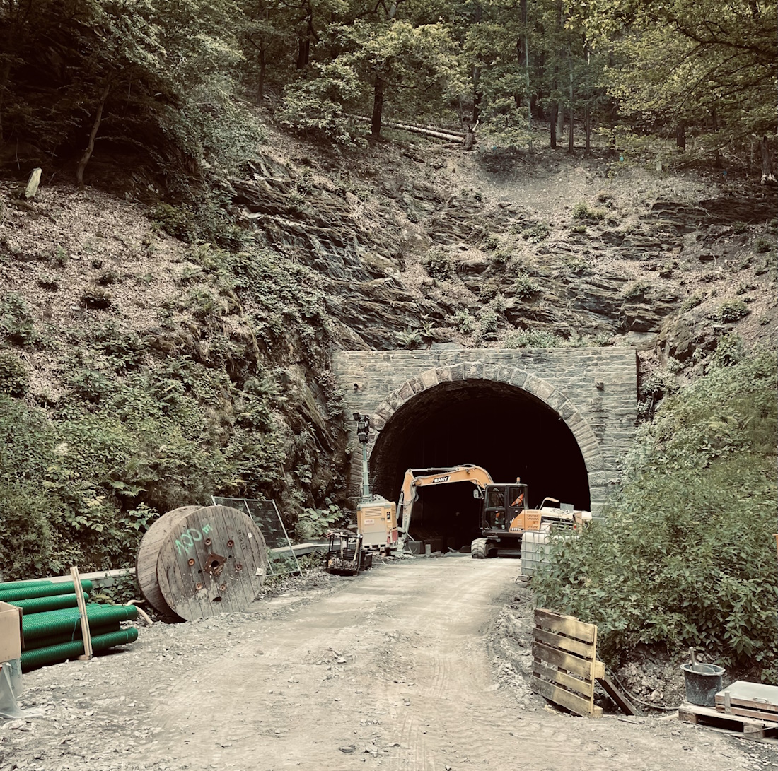 Du betrachtest gerade SANIERUNG RÜSSDORFTUNNEL